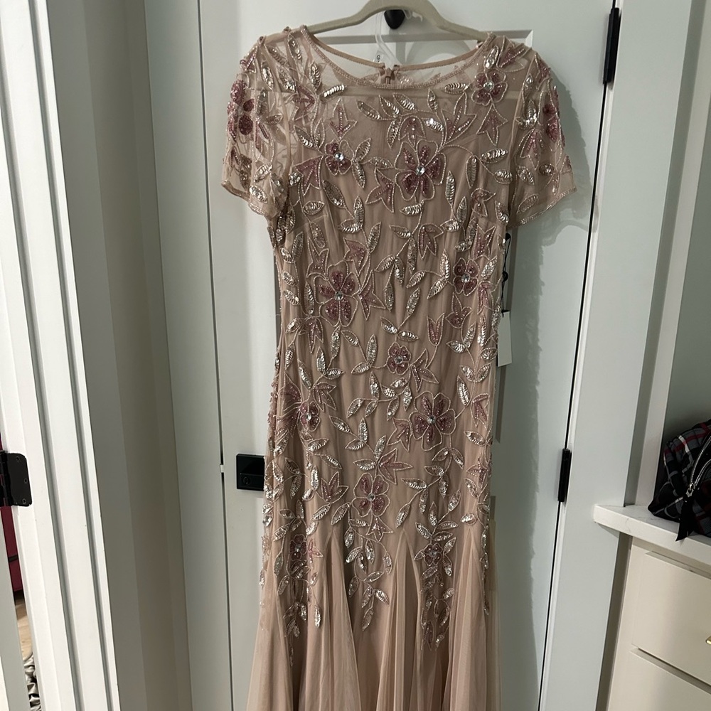 Adrianna Papell HAND BEADED SHORT SLEEVE FLORAL GODET GOWN in Beige gold